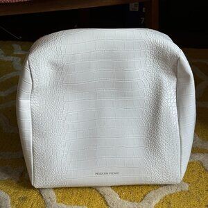 Modern Picnic The Pouch - White Croc